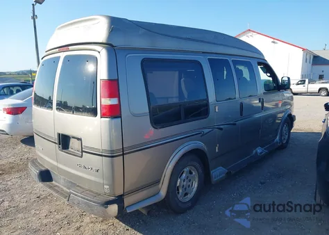 2004 Chevrolet Express G1500 z USA, uszkodzony, nr VIN 1GBFG15T041138558